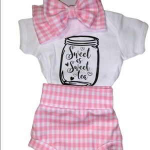 Pink buffalo plaid bummie set